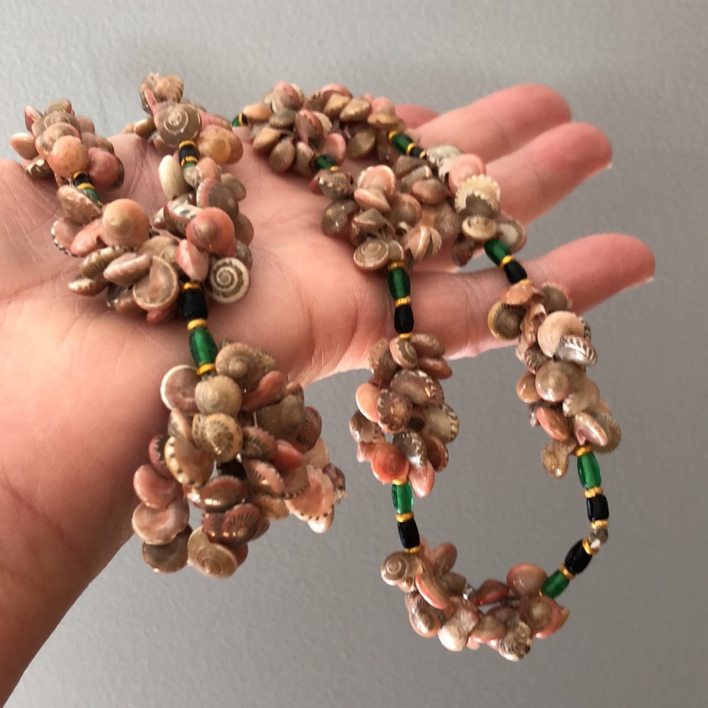 Mermaids Dream Necklace Set - Picture 8 of 16